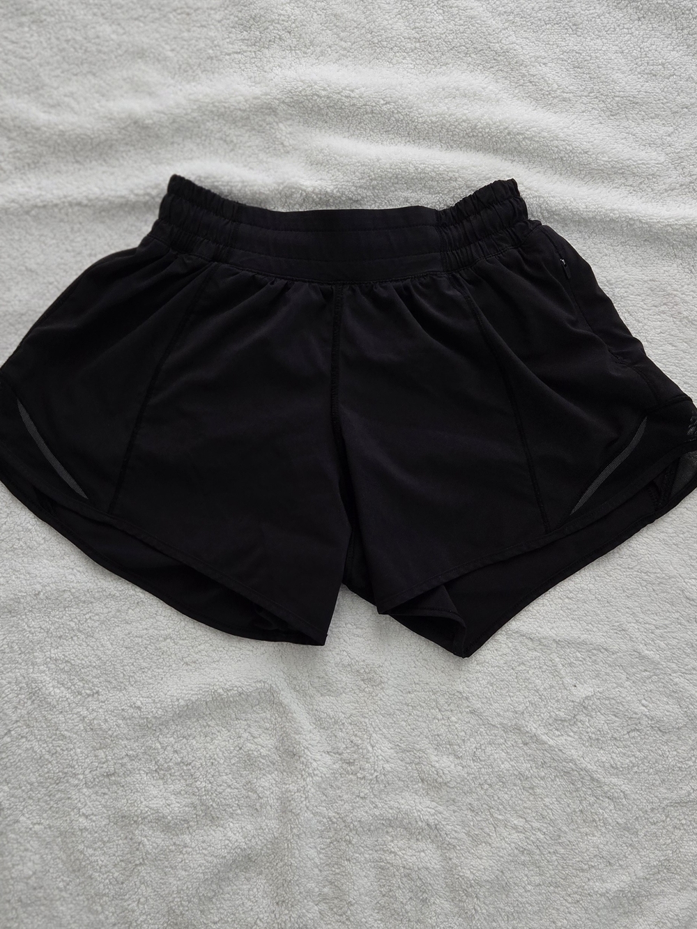 Lululemon Black Hotty Hot Athletic Shorts, Size 0 - Picture 2 of 6